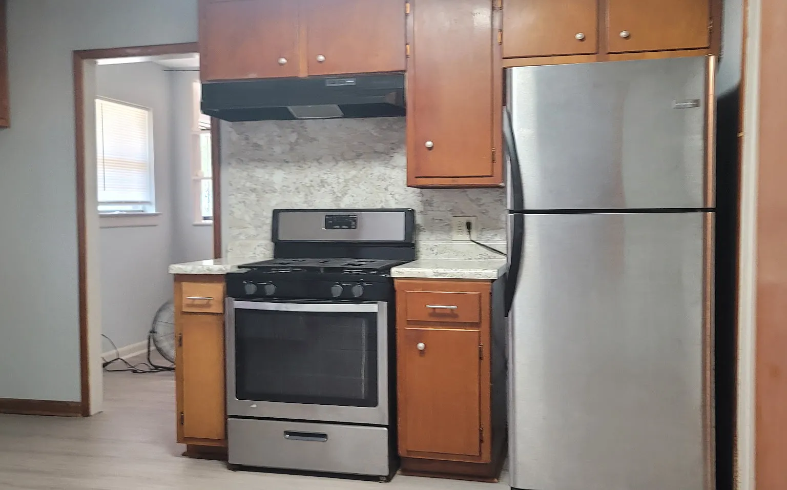 3 bed, 1336 sqft, $800 — Photo 3