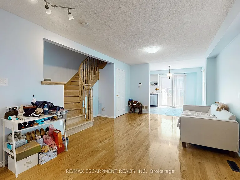 5134 Des Jardines Dr — Photo 6