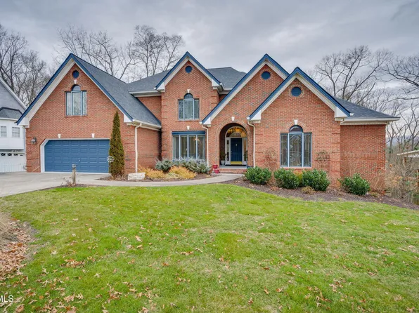 1817 Buckingham Ct, Kingsport, TN 37660
