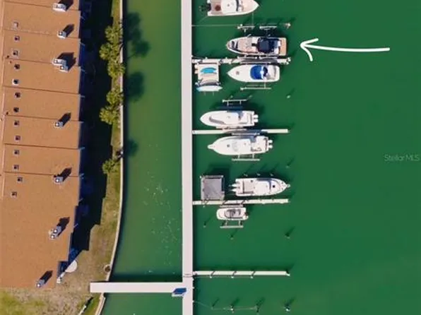 117 Yacht Club Ln, Tierra Verde, FL 33715