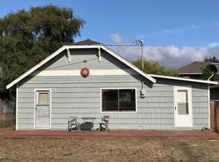 365 NW Cedar St, Waldport, OR 97394