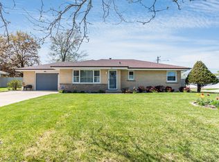 811 Winthrop Ave, Joliet, IL 60435