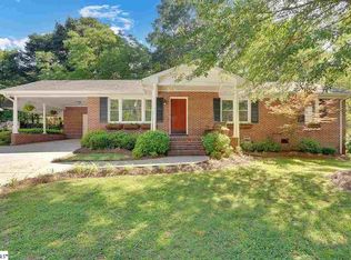 818 S Welcome Rd, Greenville, SC 29611