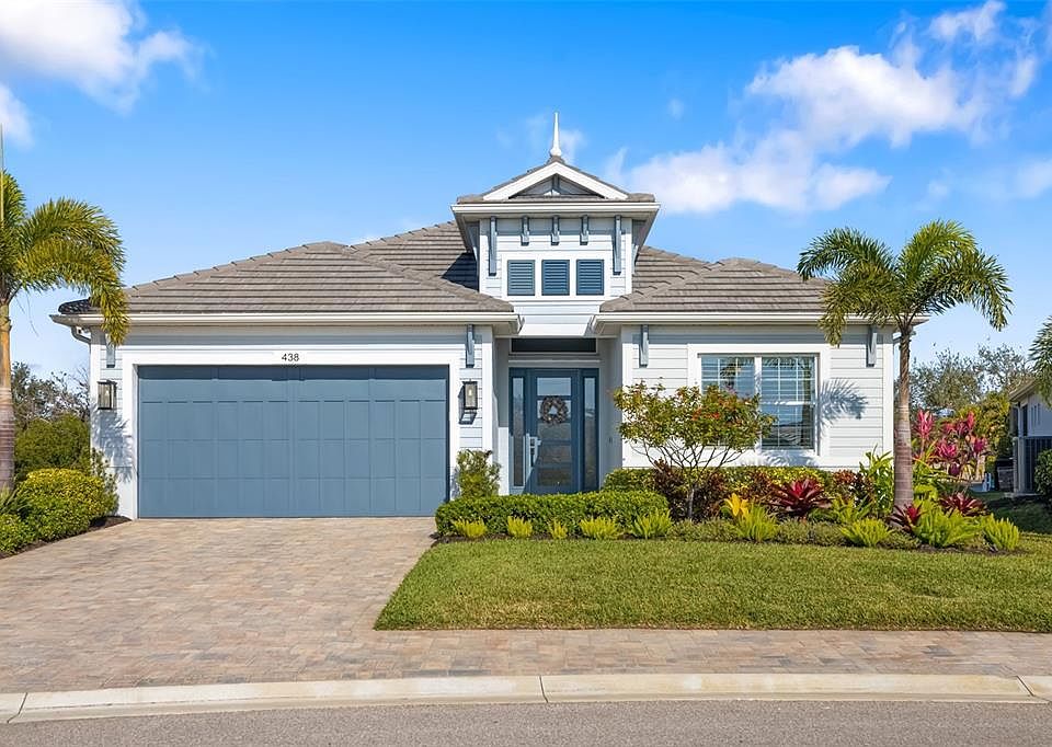 1st image of 438 WHISTLER GLEN