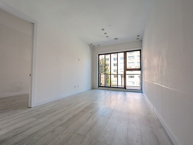 1st image of 396 Lefferts Ave #3