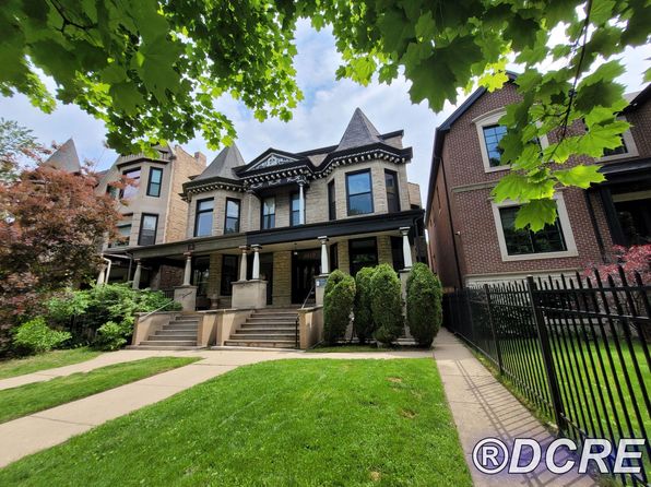 4049 N Greenview Ave #1G