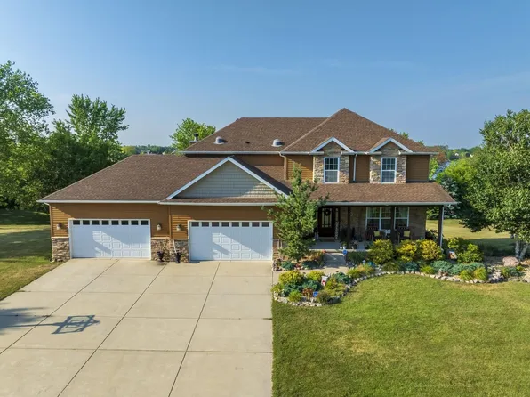 8269 Alexander St, Schererville, IN 46375