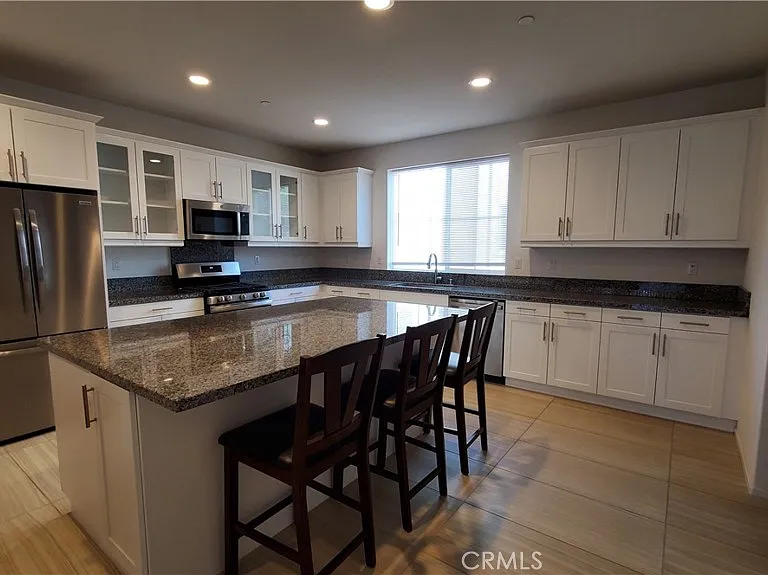 11049 Daybreeze Dr — Photo 3