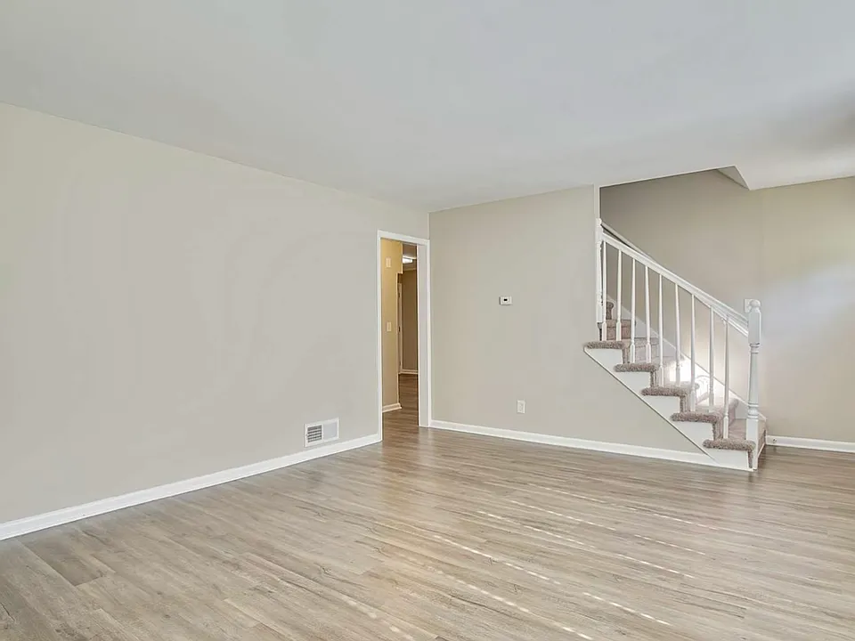 1678 Camperdown Cir