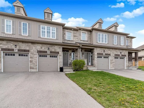 59 Beasley Grv, Hamilton, ON L9K 0J7