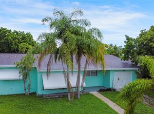 9490 Dominican Dr, Cutler Bay, FL 33189