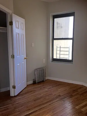 Rented by BRICK & GALO REALTY CORP | media 25