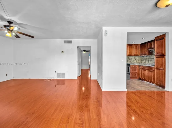 1515 NE 125th Ter APT 204, North Miami, FL 33161