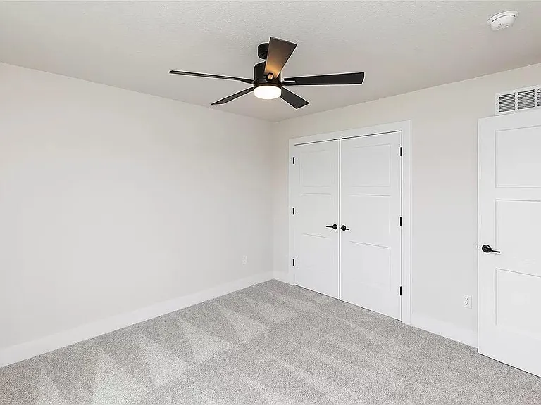 2833 SW Prairie Trail Pkwy — Photo 20