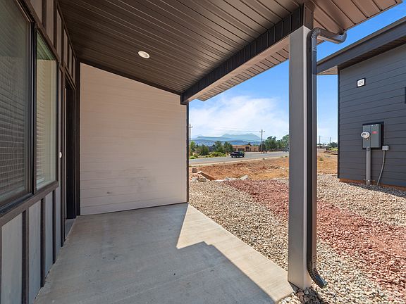 5th image of 2158 Bonnies Way #0
