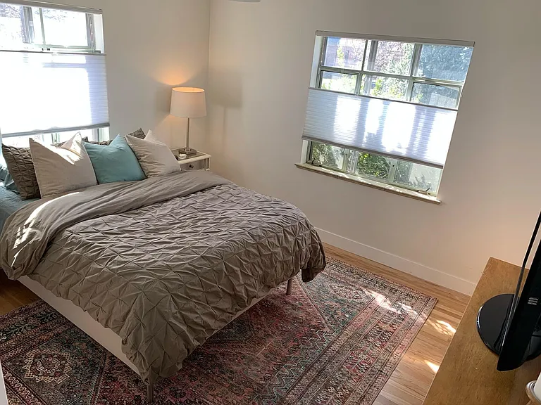 2044 S Adams St — Photo 4