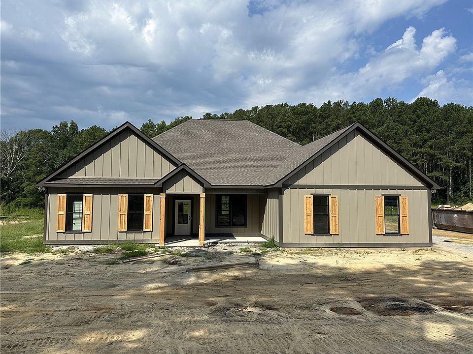 1st image of 290 Lee Road 113