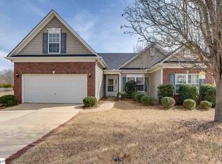 644 Timber Walk Dr, Simpsonville, SC 29681