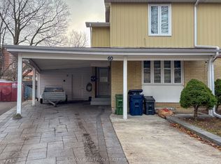 60 Trott Sq, Toronto, ON M1B1V8