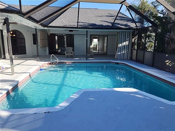 3rd image of 9878 Country Oaks Dr
