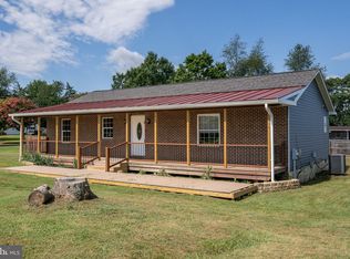 57 Ringgold Rd, Fredericksburg, VA 22405