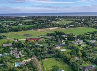 336 Newlight Ln, Water Mill, NY 11976