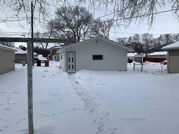 2nd image of 507 Burleigh St