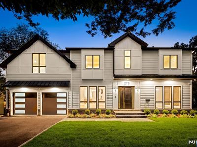 275 Wedgewood Dr, Paramus, NJ, 07652