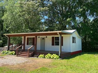 2323 Finger Leapwood Rd, Finger, TN 38334