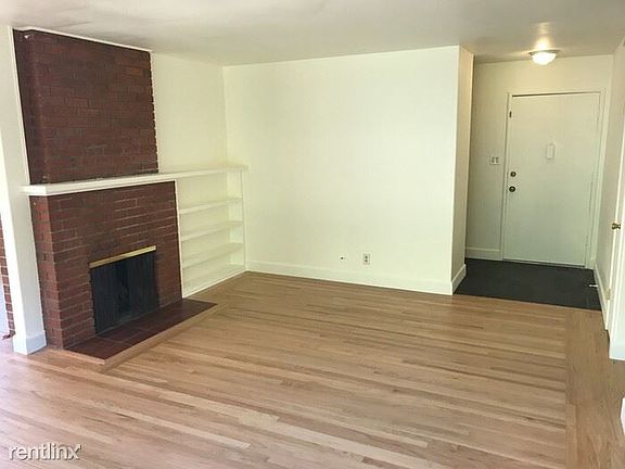 3E744691-9479-4A26-8204-608706E6C3FA