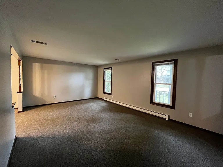 3315 Walden Run — Photo 4