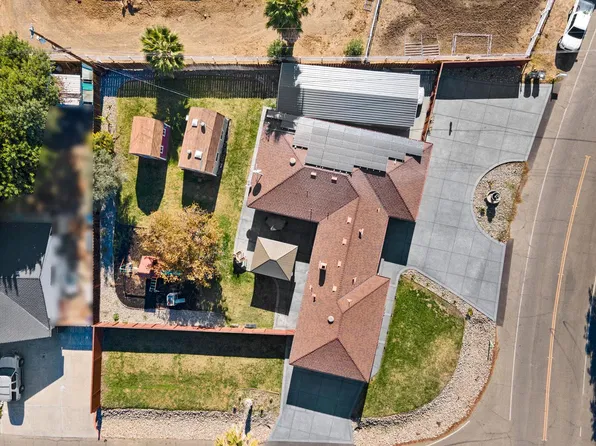 22992 Currier Dr, Tracy, CA 95304
