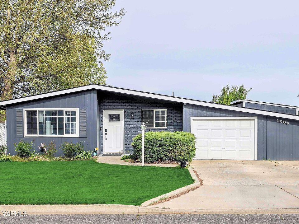 1st image of 1209 S 44th Ave