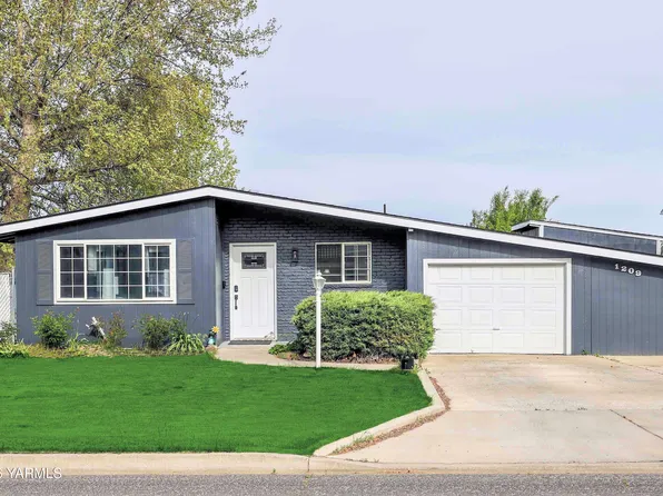 1209 S 44th Ave, Yakima, WA 98908