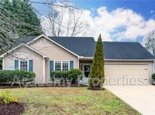 4926 Lighthouse Pointe, Acworth, GA 30101