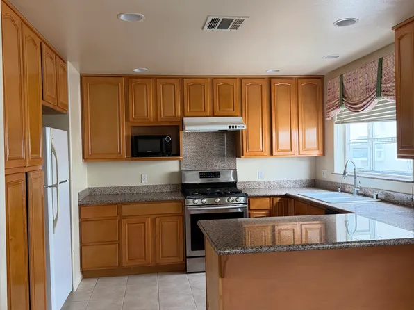 77 S Sierra Madre Blvd Unit 10, Pasadena, CA 91107