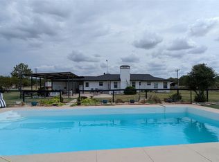 560 Harlan Rd, Combine, TX 75159