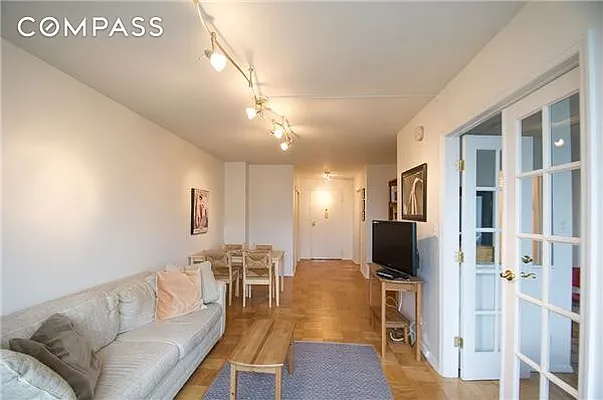 Rented by Compass | media 3