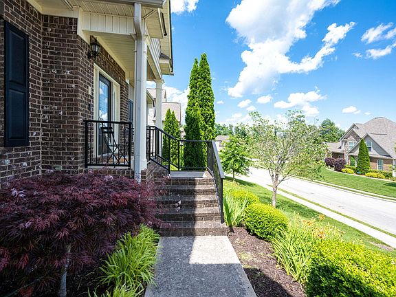 5th image of 4566 Wellesley Dr