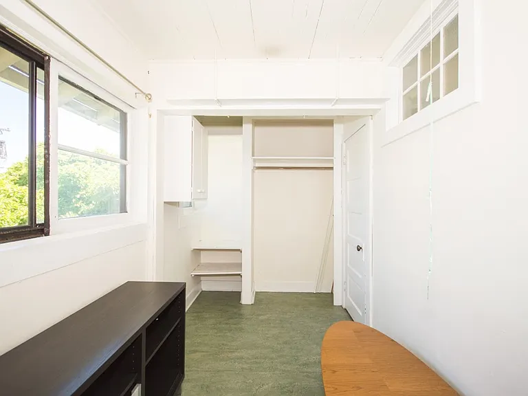 427 SW 5th St #B — Photo 14