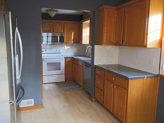 3 Kitchen