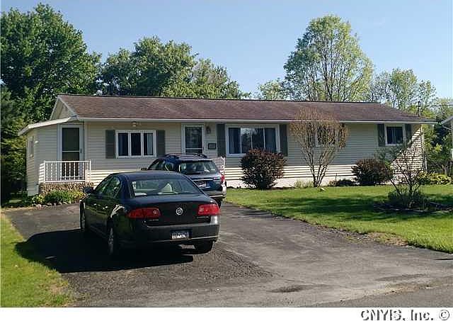 1st image of 107 Meadow Lane Dr