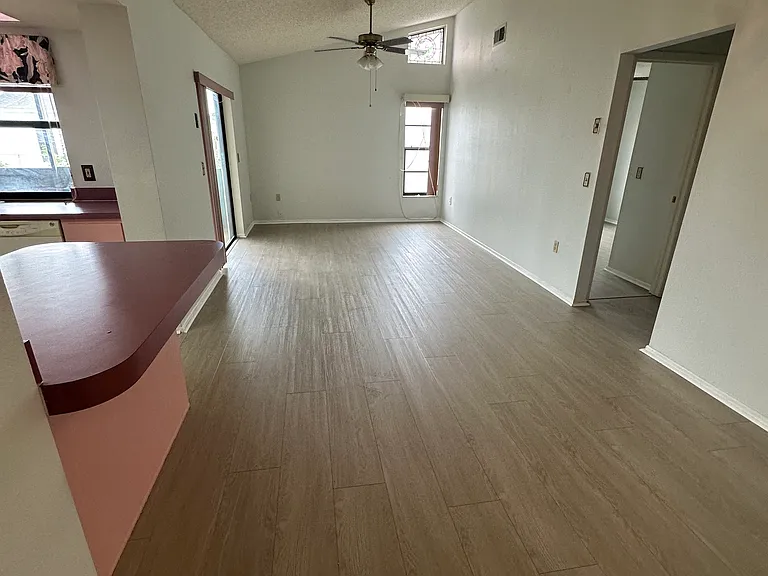 7624 Limington Dr — Photo 15