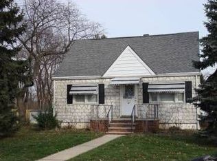 2 Donna St, East Brunswick, NJ 08816