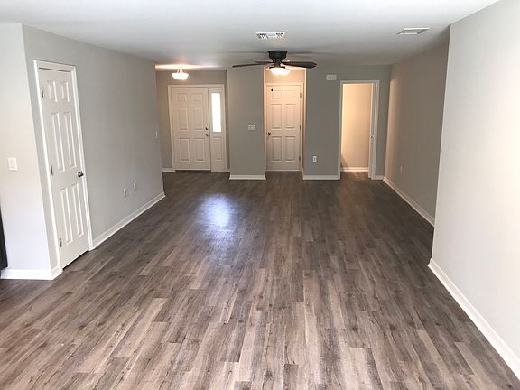 4th image of 3127 24th St W