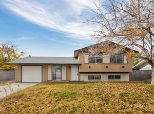 904 Zola Cir, Las Vegas, NV 89145
