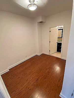 5th image of 231 E 111th St APT 6A