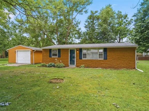 934 Meadowbrook Ave, Alliance, OH 44601
