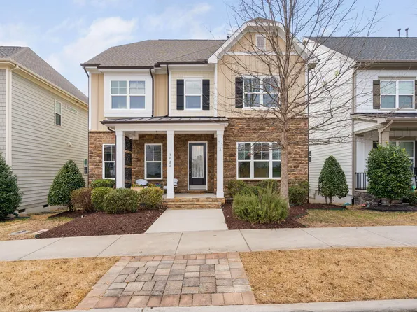 3924 Overcup Oak Ln, Cary, NC 27519