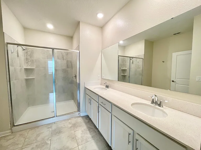 4424 Blackbird St — Photo 7